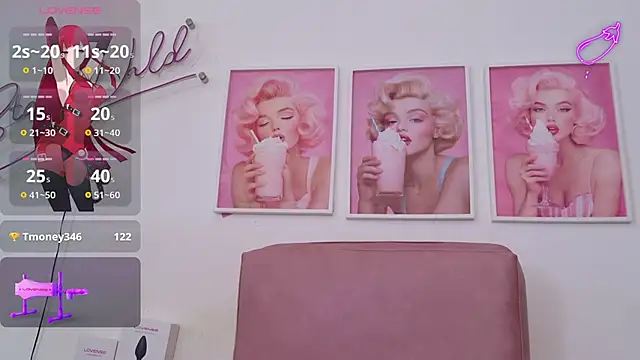 Adele LatinLady online show from April 2026 07:58:01 PM