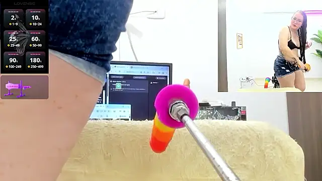 Paulina Davis  online show from January 2026 12:04:02 AM