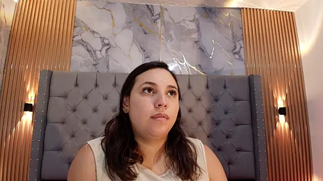 LizzRouse online show from June 2026 12:49:01 PM