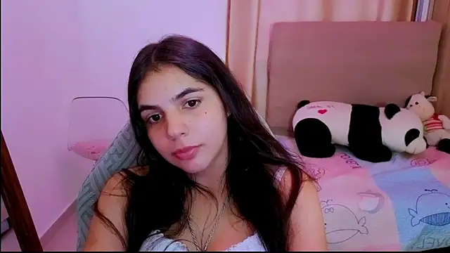  elenna online show from April 2026 07:58:01 PM