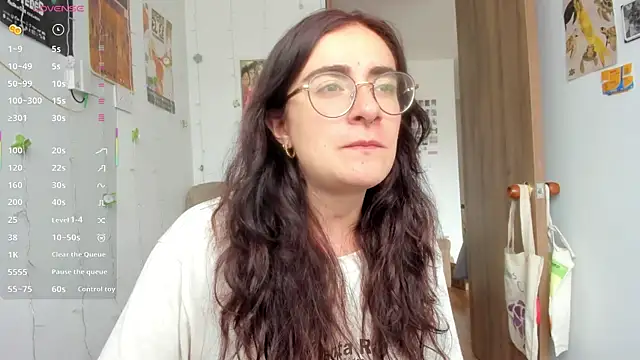 linda giggle online show from October 2025 02:56:02 PM