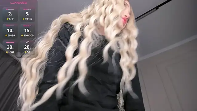 mikio san online show from December 2024 02:20:01 AM