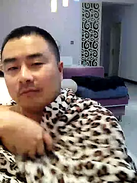 guozuo online show from November 2025 03:28:02 PM