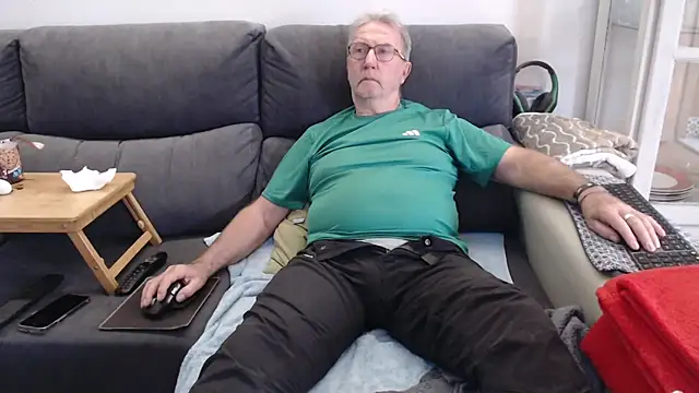 Nudelschwanz online show from March 2026 11:37:01 AM