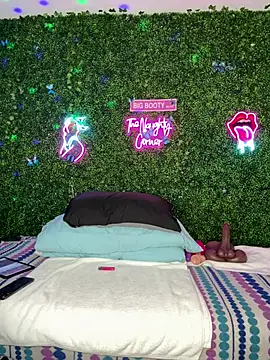 ThickAssRena online show from February 2026 08:43:01 AM