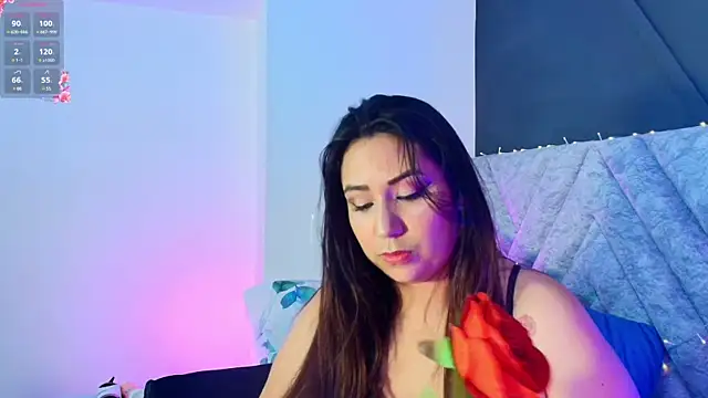 Snapshot of emmajohnss chatting on February 2025 06:43:02 AM emmajohnss online show from February 2025 06:43:02 AM