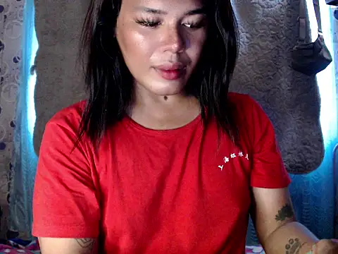 Snapshot of Ts-Glamourosa chatting on June 2026 06:03:02 AM Ts-Glamourosa online show from June 2026 06:03:02 AM