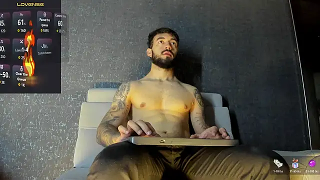 MarkWalker   online show from December 2025 10:13:01 AM