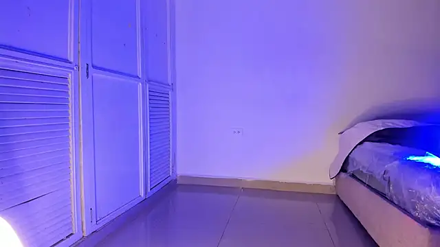 kristyl paez online show from April 2026 07:05:02 PM