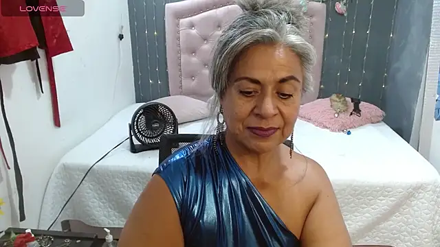 Snapshot of lalisha_96 chatting on June 2026 11:05:01 PM lalisha 96 online show from June 2026 11:05:01 PM