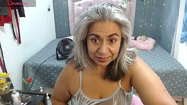 Snapshot of lalisha_96 chatting on July 2026 12:04:01 AM lalisha 96 online show from July 2026 12:04:01 AM
