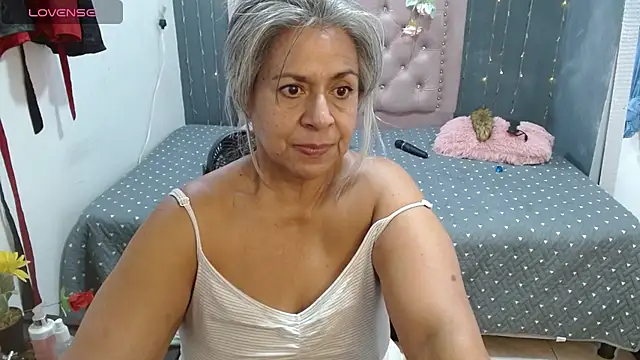 Snapshot of lalisha_96 chatting on July 2026 05:53:02 PM lalisha 96 online show from July 2026 05:53:02 PM