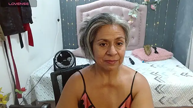 Snapshot of lalisha_96 chatting on July 2026 01:01:02 AM lalisha 96 online show from July 2026 01:01:02 AM