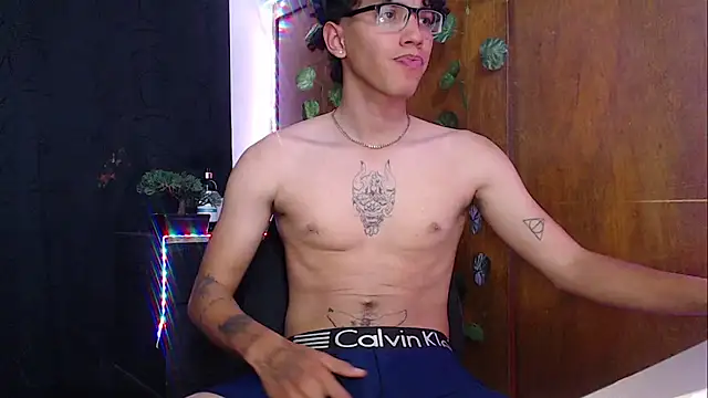 austinsantana online show from March 2025 07:32:02 AM