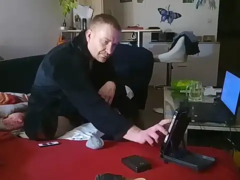 82liska online show from February 2026 11:05:02 PM