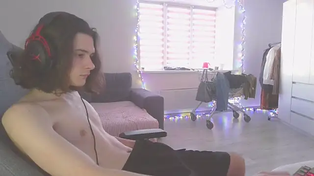 CandyChell online show from December 2024 10:55:02 AM