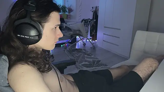 CandyChell online show from February 2026 01:54:02 PM