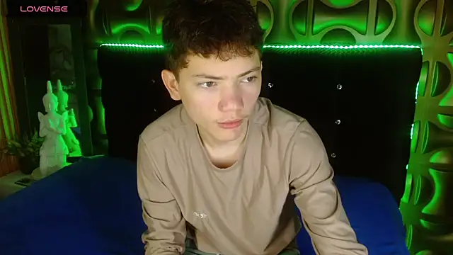 cruz dante online show from March 2026 07:24:02 PM