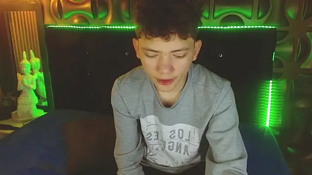 cruz dante online show from April 2026 07:14:01 PM