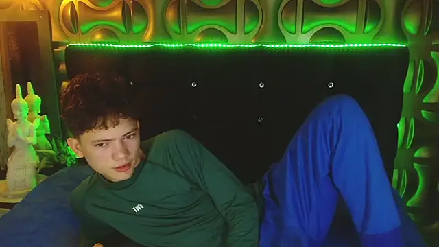 cruz dante online show from April 2026 07:23:01 PM