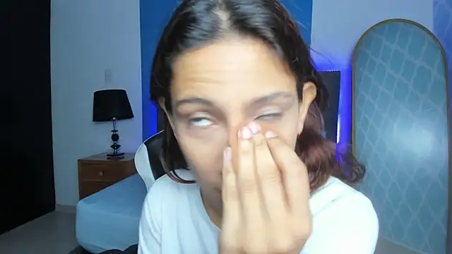 cora 22 online show from October 2025 12:47:01 PM