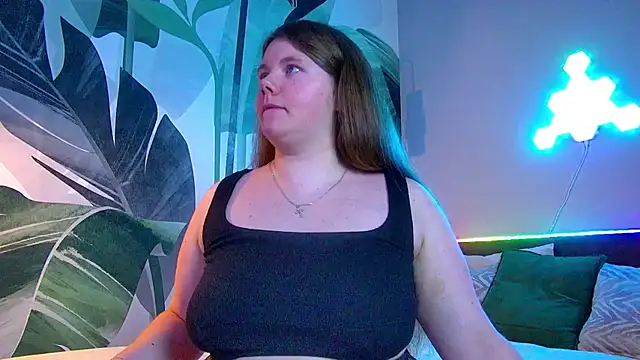 RubyValen online show from October 2025 01:17:01 AM