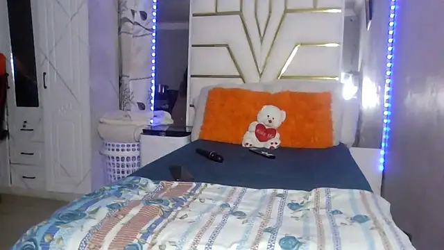 SexyyNana online show from November 2025 11:27:01 PM