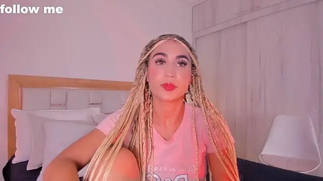 missjuliaa  online show from February 2025 07:25:01 PM