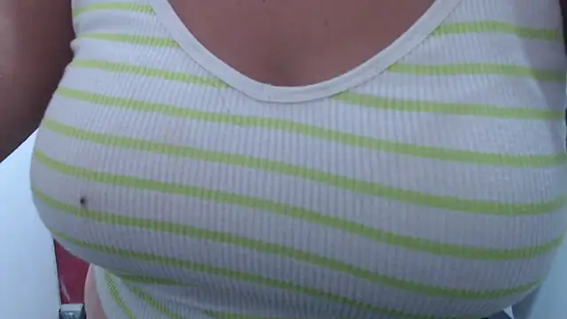 Laura hottt online show from October 2025 05:39:01 PM