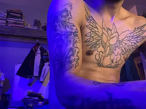 Snapshot of DarkHorse89 chatting on January 2025 07:21:01 AM DarkHorse89 online show from January 2025 07:21:01 AM