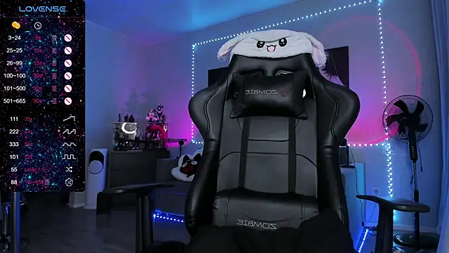 RachelQueen  online show from October 2025 10:47:01 AM