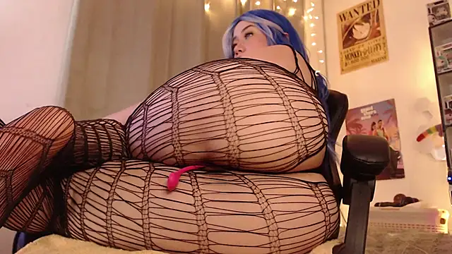 Emmy Ruiz online show from February 2026 04:11:01 AM