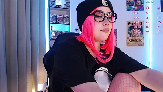 Emmy Ruiz online show from April 2026 02:22:02 AM