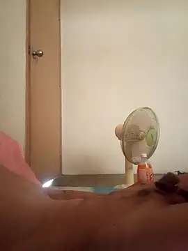 hughug123456 online show from September 2025 01:38:02 AM