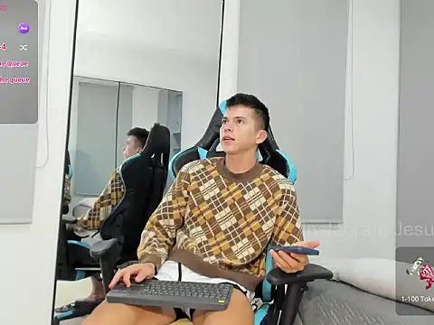 Snapshot of Daddyrich4u chatting on November 2025 11:32:02 AM Daddyrich4u online show from November 2025 11:32:02 AM