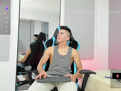 Snapshot of Daddyrich4u chatting on December 2025 12:49:02 AM Daddyrich4u online show from December 2025 12:49:02 AM