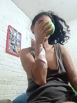 valeriaswang Lucas online show from April 2026 12:57:01 PM