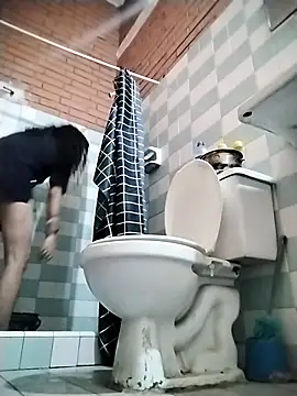 valeriaswang Lucas online show from April 2026 02:43:01 PM