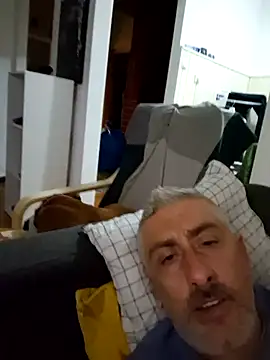 cuci45 online show from October 2025 09:33:01 PM