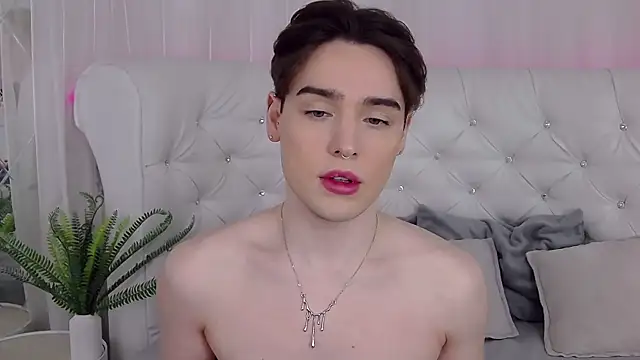 RobbyCharming online show from March 2026 04:28:02 AM