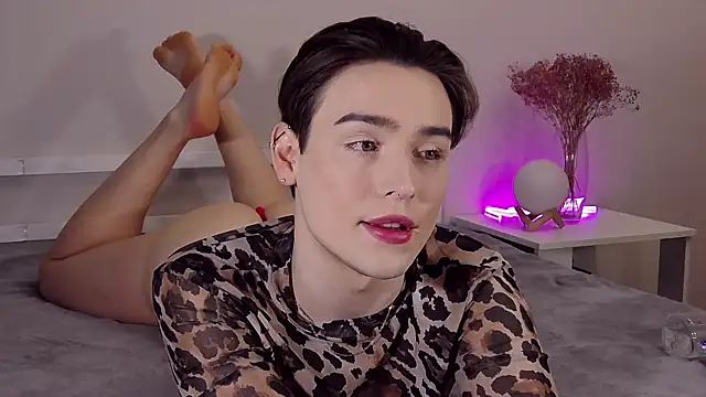 Snapshot of RobbyCharming chatting on May 2026 05:24:01 AM RobbyCharming online show from May 2026 05:24:01 AM