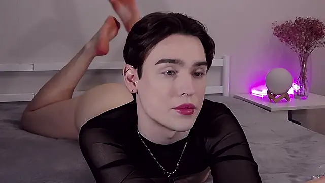 Snapshot of RobbyCharming chatting on May 2026 09:46:01 AM RobbyCharming online show from May 2026 09:46:01 AM