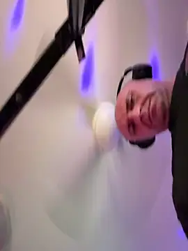 OSIRlS online show from September 2025 02:55:01 PM