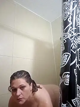 MrandMrs Reigns online show from November 2025 05:45:02 PM