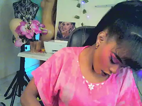 Snapshot of Anaconda2350 chatting on July 2026 10:42:02 AM Anaconda2350 online show from July 2026 10:42:02 AM