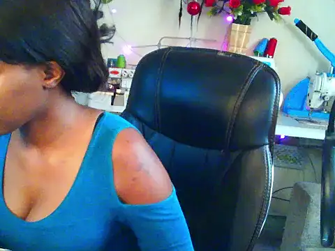 Snapshot of Anaconda2350 chatting on August 2026 12:15:02 PM Anaconda2350 online show from August 2026 12:15:02 PM