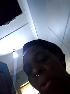 Snapshot of Shaniko89 chatting on November 2025 03:54:01 AM Shaniko89 online show from November 2025 03:54:01 AM