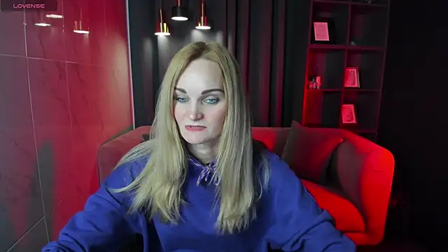 SaraSubtlety online show from September 2025 01:27:01 PM