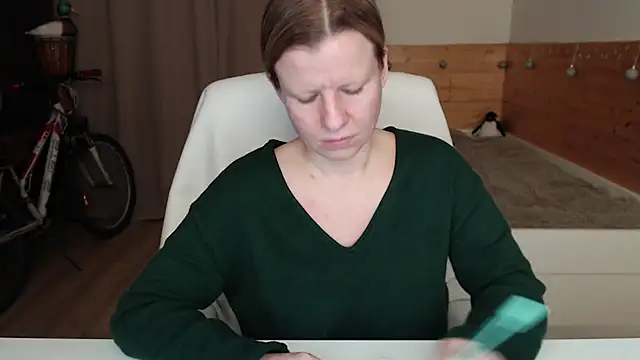 Snapshot of Exponent_5 chatting on December 2024 11:57:01 PM Exponent 5 online show from December 2024 11:57:01 PM