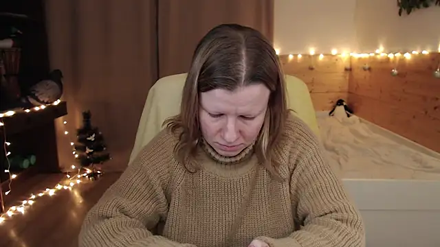 Snapshot of Exponent_5 chatting on February 2025 09:05:02 PM Exponent 5 online show from February 2025 09:05:02 PM